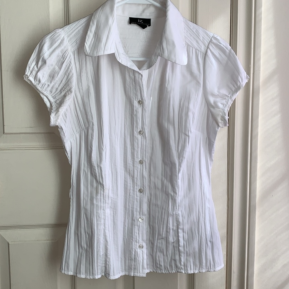 Vintage Ruffled Style Button Down Blouse - Picture 6 of 8